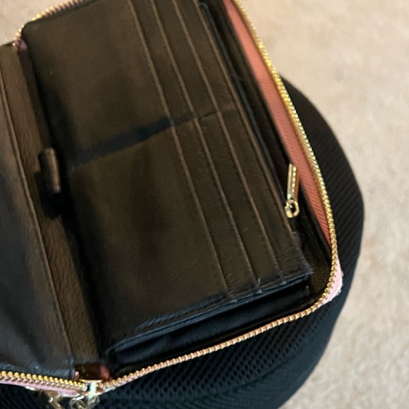 Steve Madden Pink Green Floral Wristlet Wallet - Picture 3 of 6